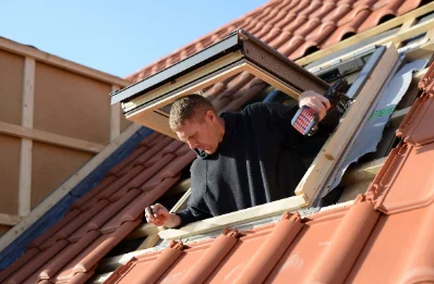 Pose de fenêtres de toit Velux à Landec